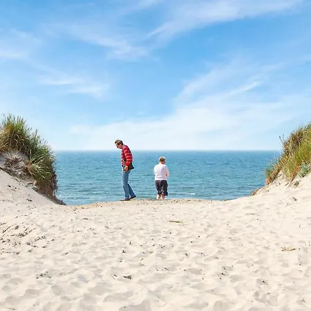 Four-bedroom Holiday In * Blåvand